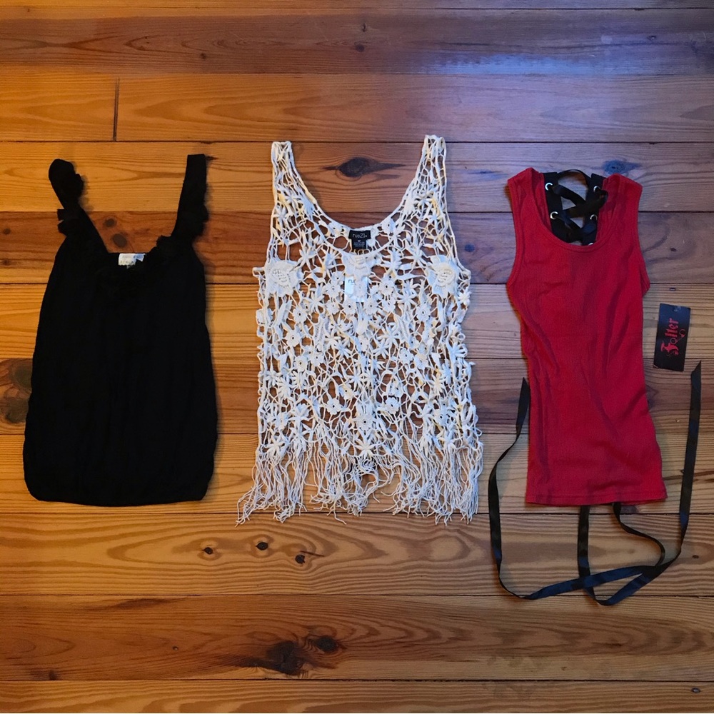 Bundle of Sexy Red Black White Tops Kimchi Blue Rue21 Foller, NWT, S/M